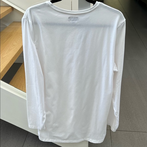 Mens Killion t shirt. - Picture 2 of 3